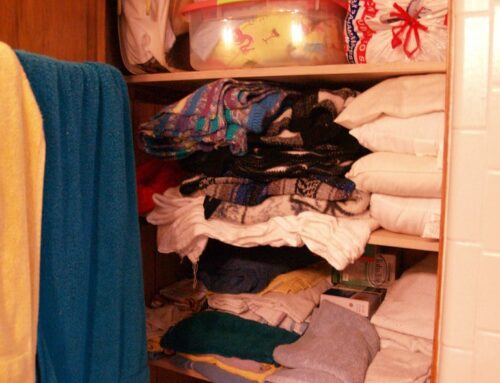 Organizing and Maintaining a Linen Closet